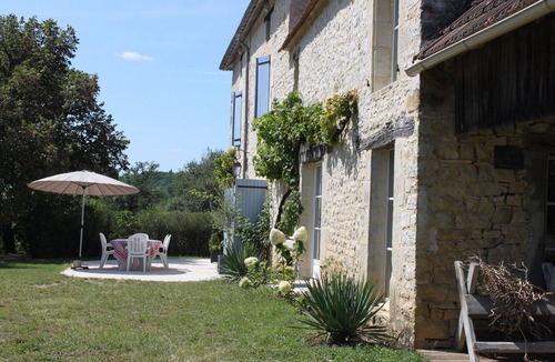 Saint-Aubin-de-Nabirat Villa | A charming Périgord-style house with a private heated pool, located between Sarlat and Domme