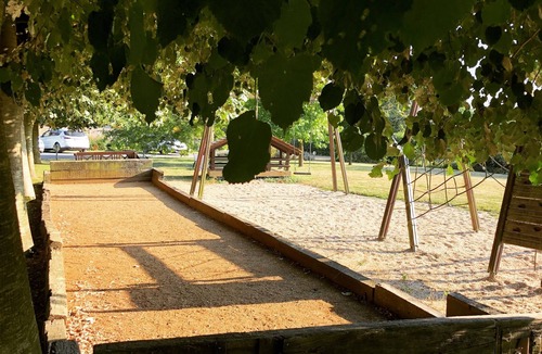 Yffiniac Cottage | a charming apartment inside an old farm, with swimming pool