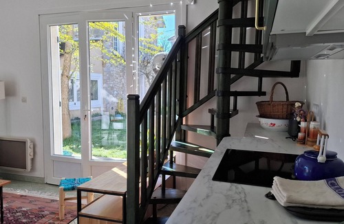 Thomery House | A charming cocoon between Seine and forest