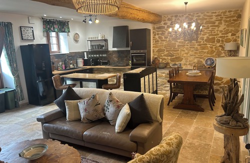 Laroque-d'Olmes House | A cosy countryside gite with pool, surrounded by nature and near the Pyrenees.