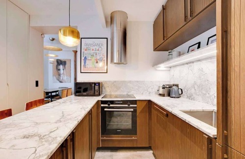 Quartier du Mail Apartment | A Fancy 2-BR/1Ba - Montorgueil