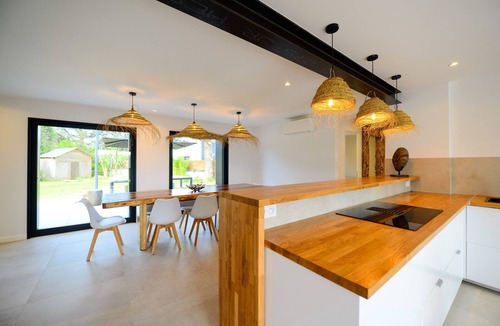 Saint-Pierre-Quiberon Villa | A few steps away from the beach, villa Escale
