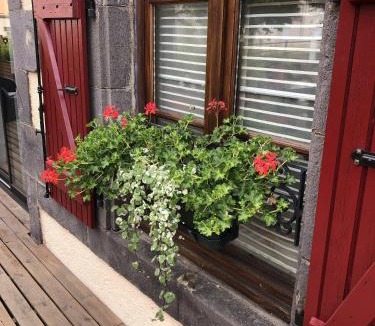 Manzat House | A l'Aube des Volcans
