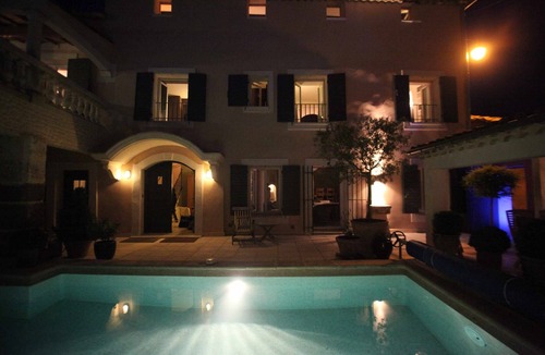 Pernes-les-Fontaines House | A luxury family holiday rental with private pool in the heart of Provence