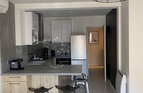 Saint-Andre Apartment | A Pleasant Getaway for Four Between the Sea and the Mountains