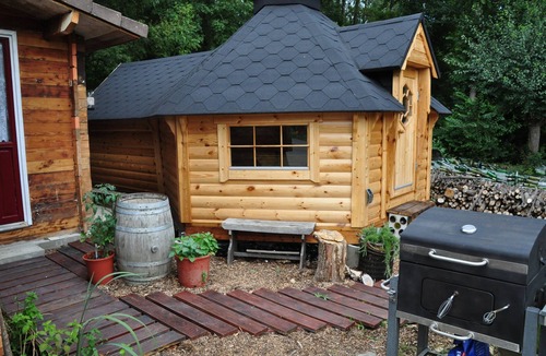 Renac Cabin | A Private Lakeside Retreat Kota Cabin