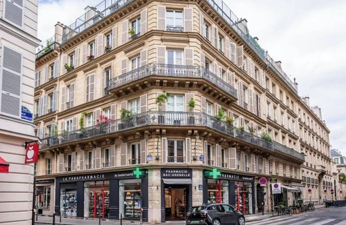 Saint-Thomas-d'Aquin Apartment | A SERENE RETREAT & COMBINATION OF LUXURY, COMFORT, AND LOCATION-SAINT GERMAIN