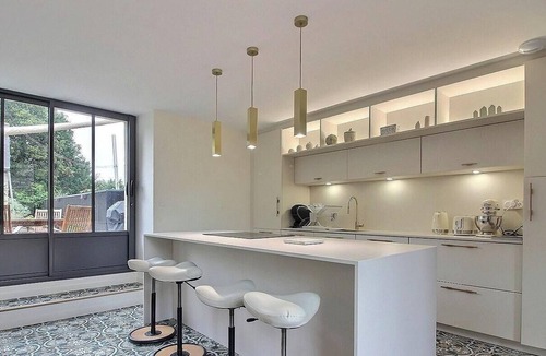 Louannec House | About the Two Schools - LOUANNEC