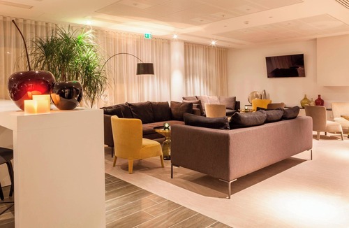 Dugny Hotel | AC Hotel Paris Le Bourget Airport by Marriott