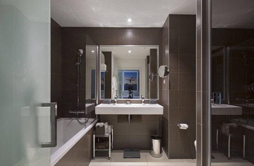 Dugny Hotel | AC Hotel Paris Le Bourget Airport by Marriott