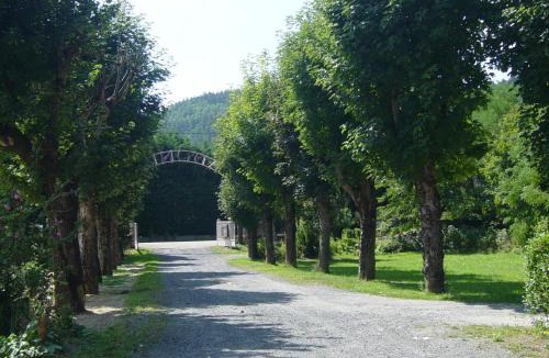 Saint-Germain-Laprade Bed & Breakfast | ADONIS CHAMBRES D'HOTES