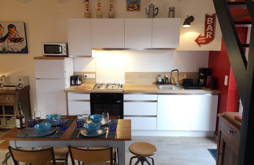 Concarneau House | Adorable sunny house in the heart of downtown