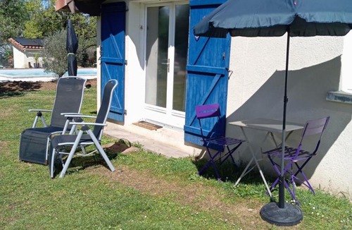 Septfonds House | Agréable chambre d' hôte avec accès piscine