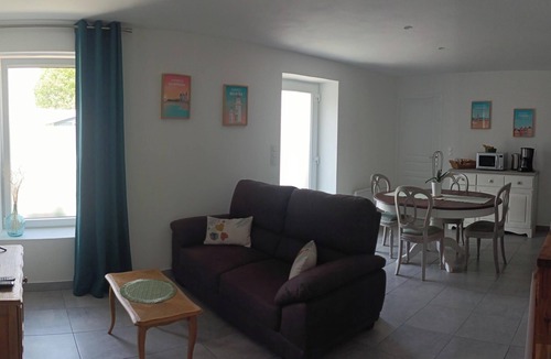 Locmaria-Grand-Champ House | Agréable Maison à la Campagne Proche de la Ville Pour 5/6 Pers