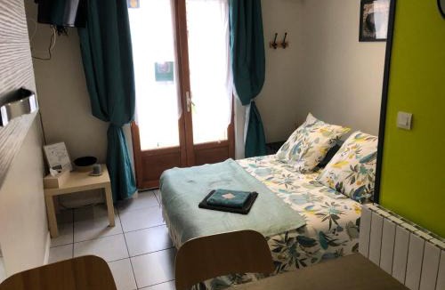 La Ferte-Saint-Aubin Apartment | Agréable studio dans le centre historique