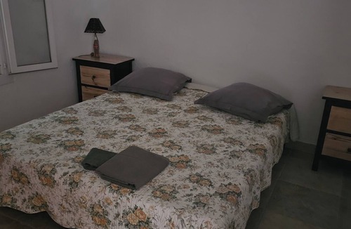Mallemoisson Apartment | Air-conditioned 3-bedroom apartment with kitchen, dishwasher, and washing machine