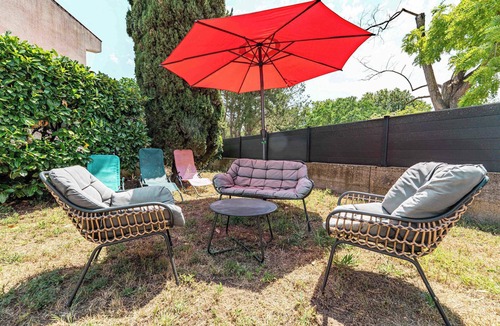 Carcassonne House | Air-conditioned house with pool, sleeps 6