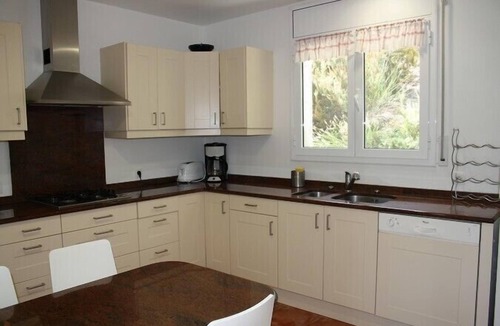 Llauro Villa | Air-conditioned luxury villa with private heated pool classified tourism *