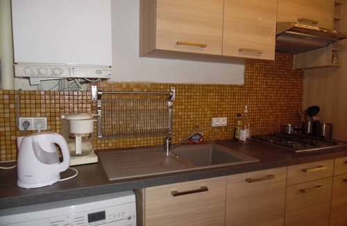 La Jetee Apartment | Air-conditioned two-room sea view, near port