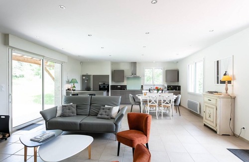 Lamagdelaine House | Air-conditioned villa with heated pool