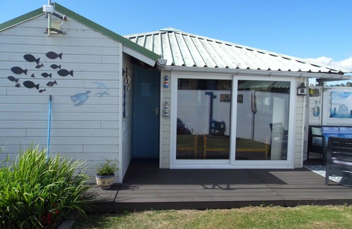 Plobannalec-Lesconil Ski Chalet | All Saints holidays promo 180 € per week