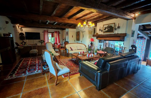 Saint-Andre-de-Seignanx Bed & Breakfast | Amarante room