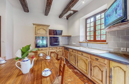 Couhe House | Amazing home in Couhe
