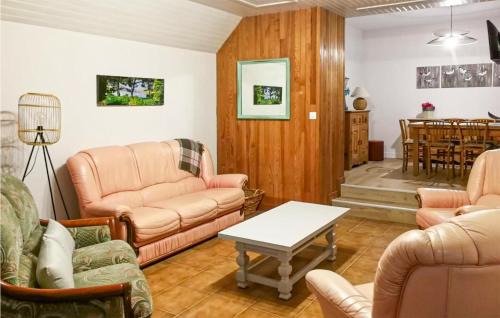 Le Faouet House | Amazing Home In Le Faouët With Wifi