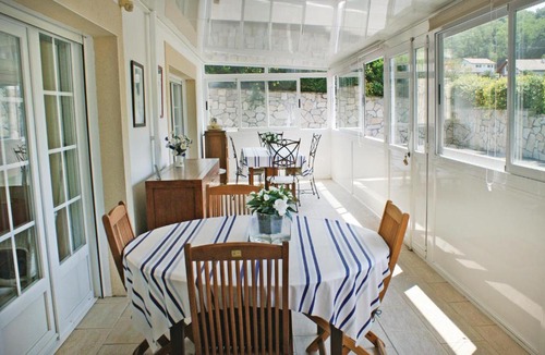 Urrugne House | Amazing home in Urrugne with 2 Bedrooms and WiFi