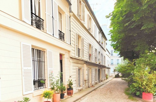 Latin Apartment | An oasis of tranquility in the heart of Paris: central, quiet, completely safe