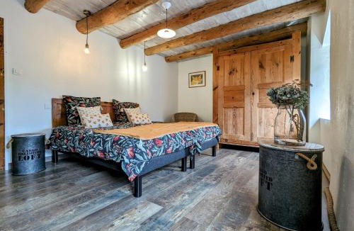 Saint-Prejet-d'Allier House | Ancienne ferme rénovée avec jardin privé, poêle à bois et terrasse - FR-1-582-44