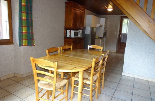 Pont des Oules House | Apartment 4/6 people, garden, indoor pool and jacuzzi