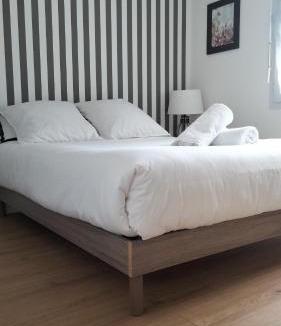 Bussy-Saint-Georges Apartment | Apart for 4 pers - 15 Min to Disneyland-30 Min to Paris