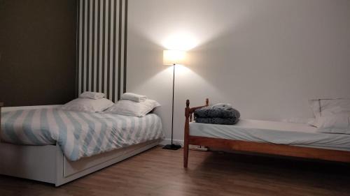 Bussy-Saint-Georges Apartment | Apart for 4 pers - 15 Min to Disneyland-30 Min to Paris
