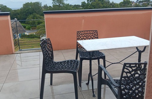 Trelevern Apartment | Apartment 34m2 large terrace sea view 2km beaches gr34. Pink granite hillsides
