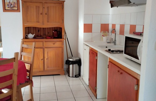 Sanguinet Apartment | Apartment '4p Sanguinet - Addax' with Private Terrace and Wi-Fi