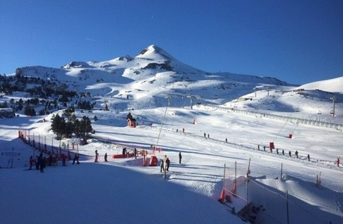 Arette Apartment | Apartment 6 pers, slopes access, mountain view