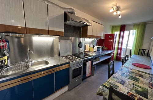 Clermont-Ferrand Apartment | Apartment-Apartment-Ensuite with Bath-Balcony