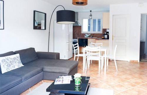 Ahetze Apartment | Apartment Au Pays Basque rated 2 stars 4 km from the beach with Terrace & Wi-Fi