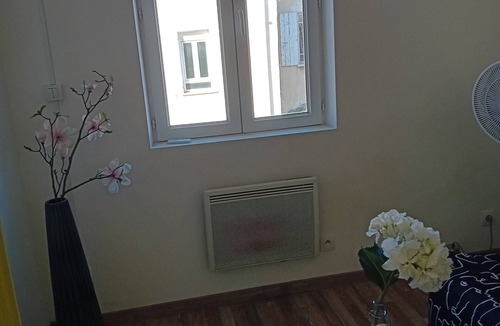 La Gare Apartment | Apartment between sea and mountains in the Pyrénées Orientales.