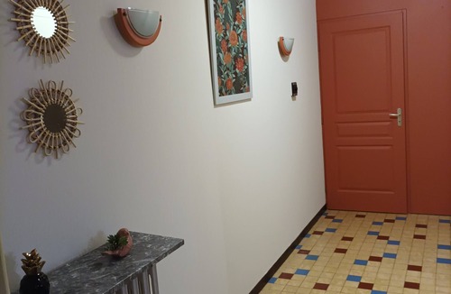 Chamole Apartment | Apartment 'Détente' with Balcony and Wi-Fi