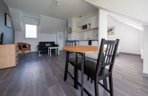 Beauvoir Apartment | Apartment-Ensuite with Shower-Terrace- Duplex - 6 personnes