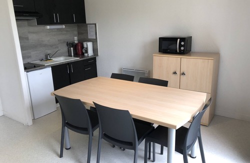 Beauvoir Apartment | Apartment-Ensuite with Shower-Terrace- Duplex- 5 personnes