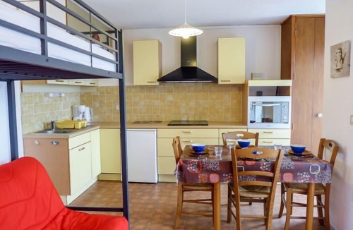 Saint-Jean-de-Luz Apartment | Apartment Erromardy - Irrintzina in Saint-Jean-de-Luz - 4 persons, 1 bedrooms