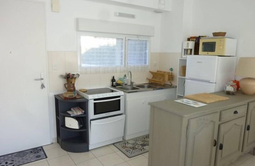 Damgan Apartment | Apartment for 4 people, 2 steps from the beach and shops.