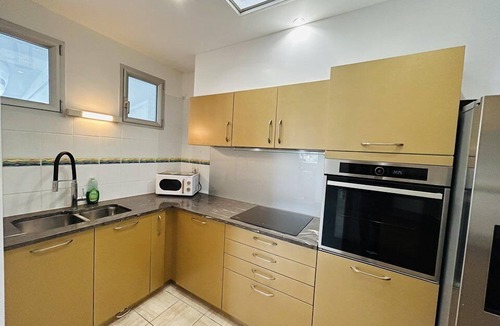 Le Fort Bloque Apartment | Apartment for 6 people, 50 m from the coastal path and 500 m from Fort-Bloqué beach, Wi-Fi,.