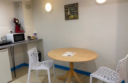 Cherbourg-en-Cotentin Apartment | Apartment 'Les Moulins - 8' with Wi-Fi