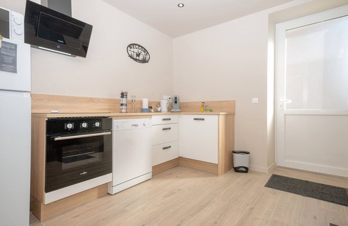 Les Abrets en Dauphine Apartment | Apartment 'La Maison Du Soyeux Ga' with Private Terrace, Wi-Fi and Air Conditioning