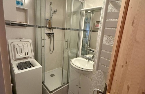 Prapoutel Apartment | Apartment Les Adrets-Prapoutel, 2 bedrooms, 6 persons