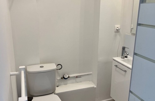 Fives Apartment | Apartment